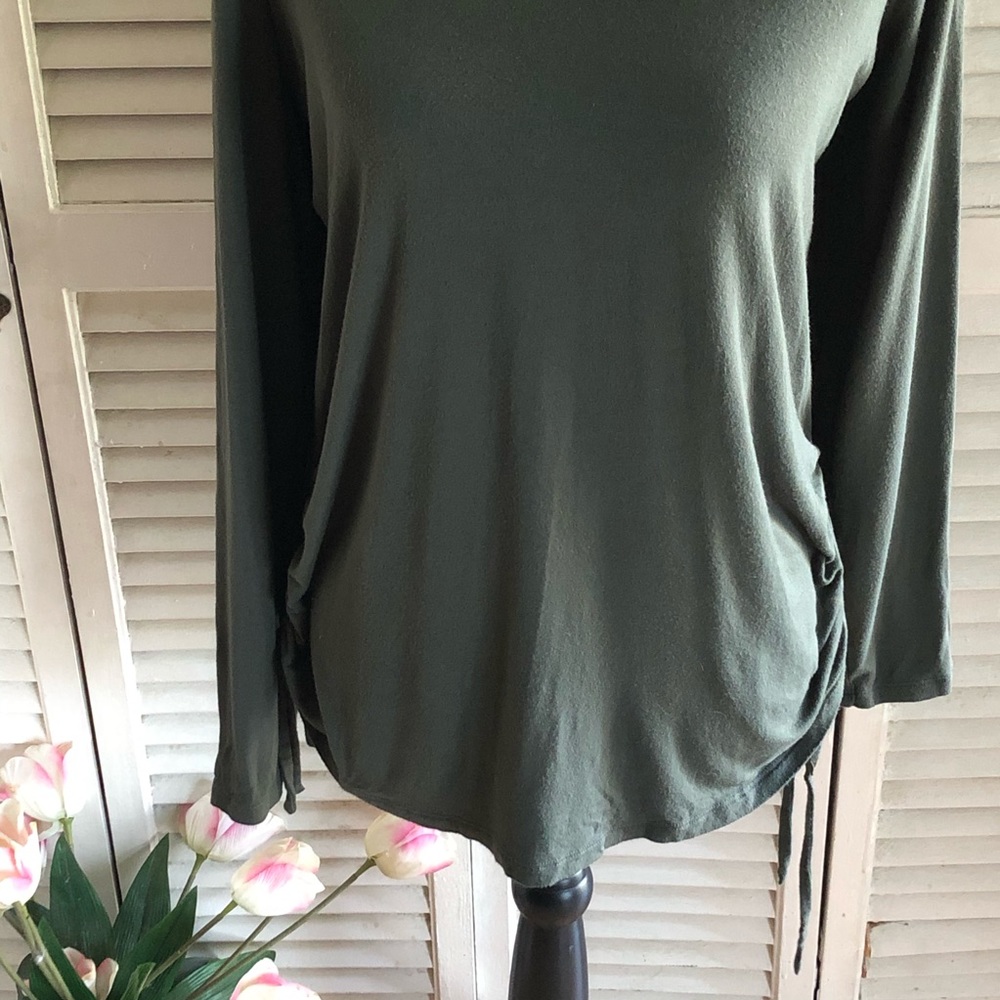 Torrid Super Soft Green Drawstring Side Tunic Tee - image 3